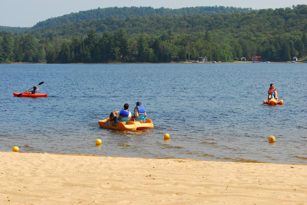 The Pines Cottage Resort Oxtongue Lake Екстериор снимка